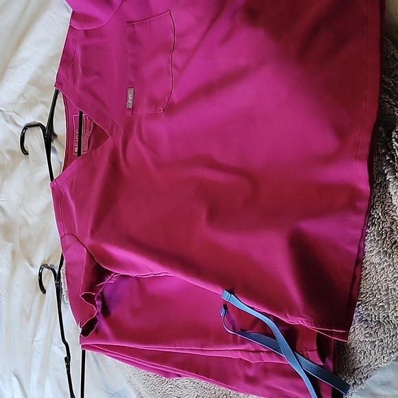 Figs Other Figs Raspberry Sorbet Scrubs Poshmark